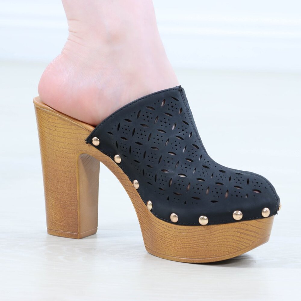 Black Studded Platform Clogs Retro Lightweight Faux Wood Block Heel Mules - Picture 12 of 15